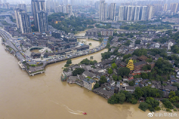 重庆洪崖洞等多处景点被淹，已启动史上首次防汛I级应急响应