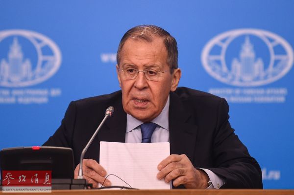 ���ⳤʹ�����������Ʋá���������ֻ��һ�����Ҹߺ����������˶������ġ�