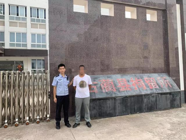 泸州最“孝顺”男子偷木头，称给年迈父母准备棺木