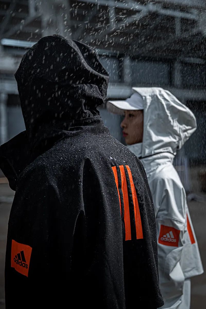 adidas 终于做出来了！想要穿的很懂潮流，它可是绕不开的选择