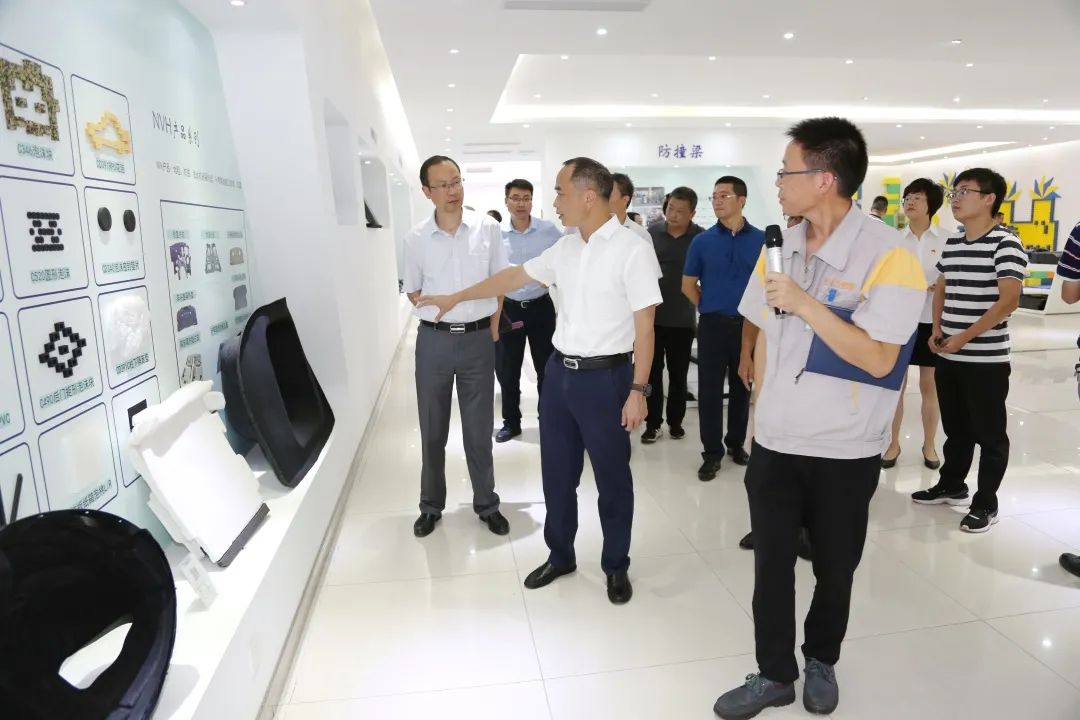 【动态】广安市召开基层统战工作现场推进会