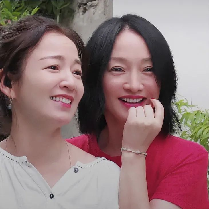 当周迅阿雅大表姐在一起，论气质无人能敌