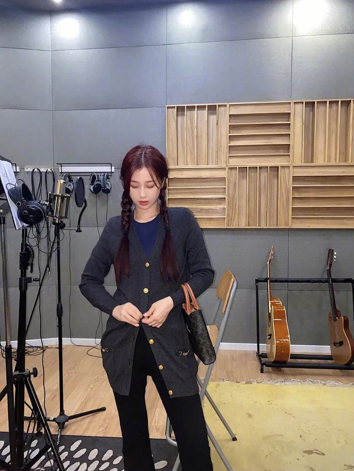 当周迅阿雅大表姐在一起，论气质无人能敌