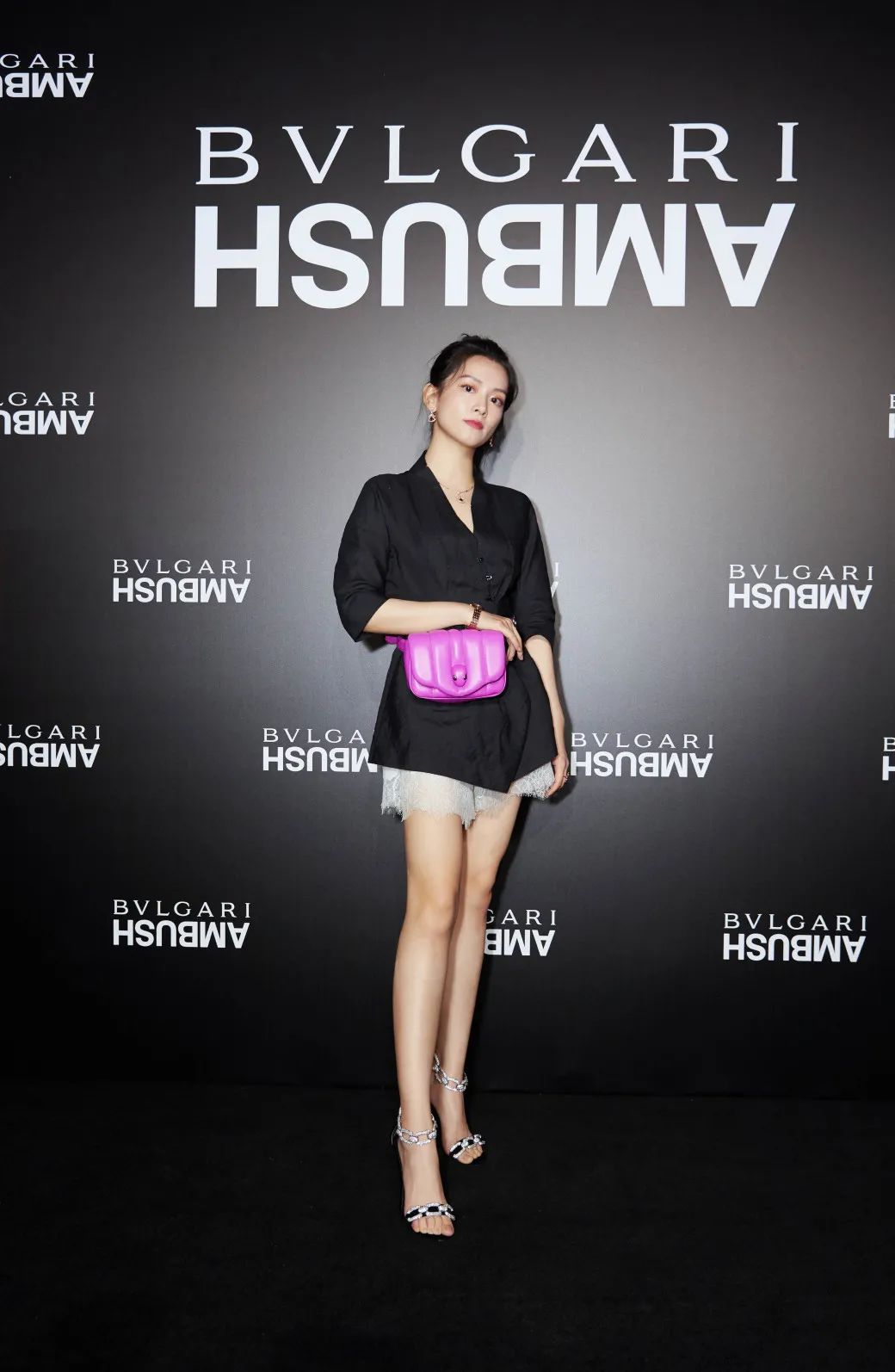 BVLGARI的新包派对太炸，宋妍霏新代言我服！「每周时报」