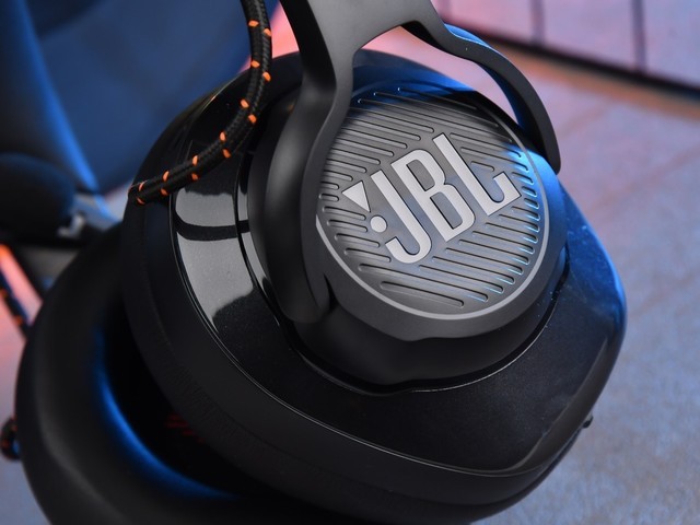 高端玩家之选 JBL QUANTUM 600电竞耳机评测
