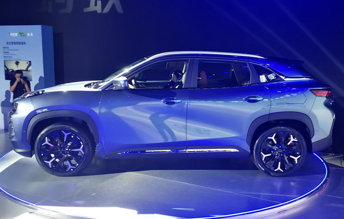 奇瑞全新SUV，11天后上市，保时捷同款后置后驱，全铝车身打造