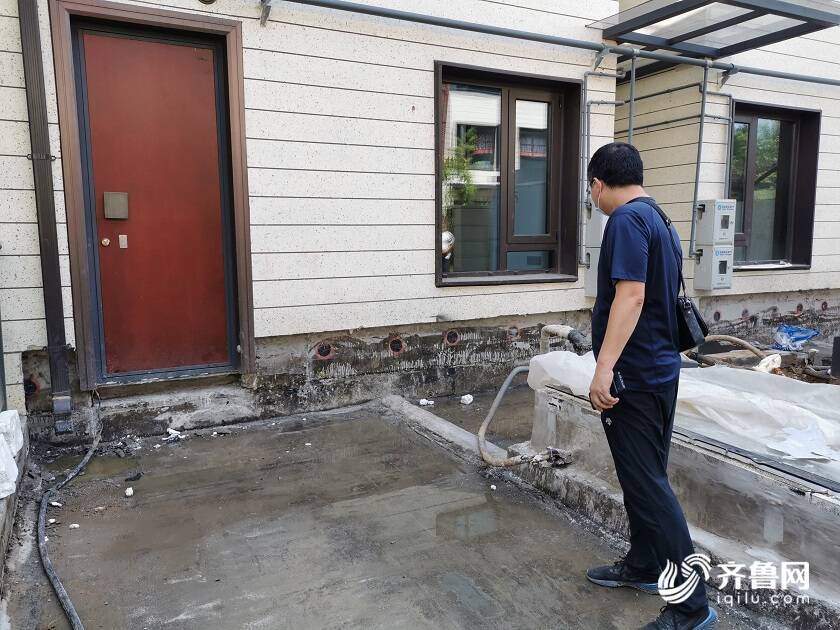 价值近千万别墅变身“水帘洞”济南万科海右府业主苦不堪言