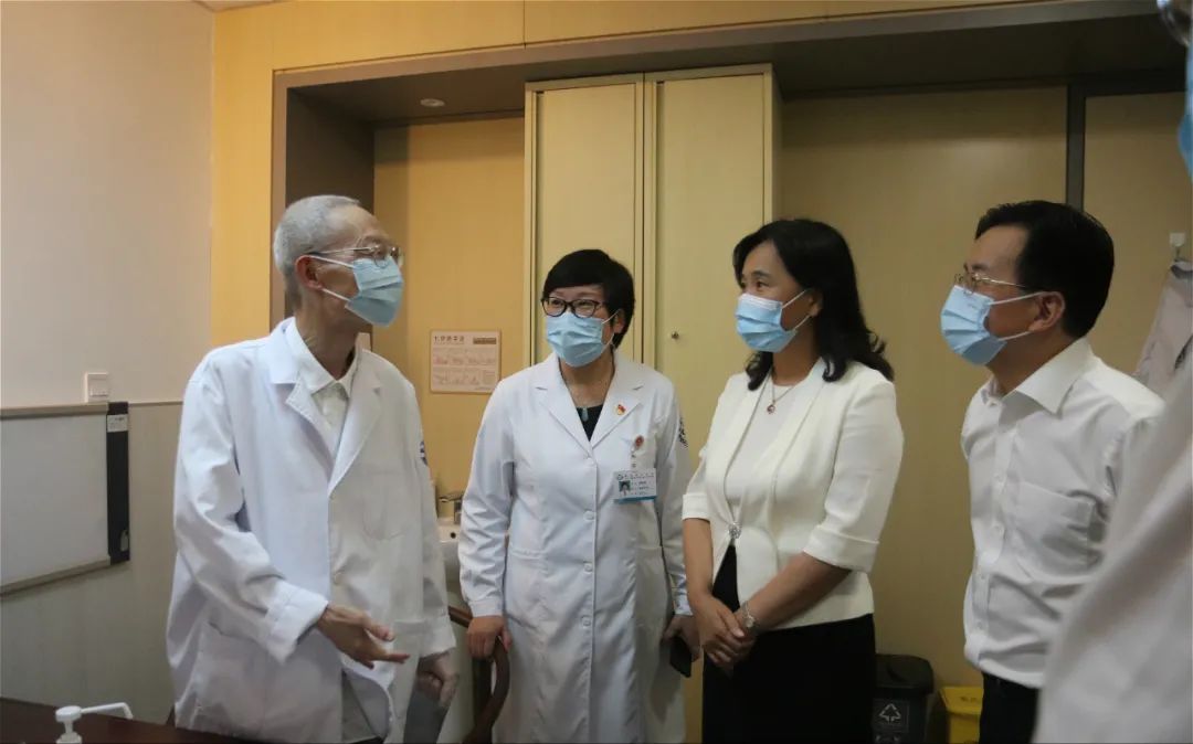 国家中医药管理局党组书记余艳红调研杭州中医药工作