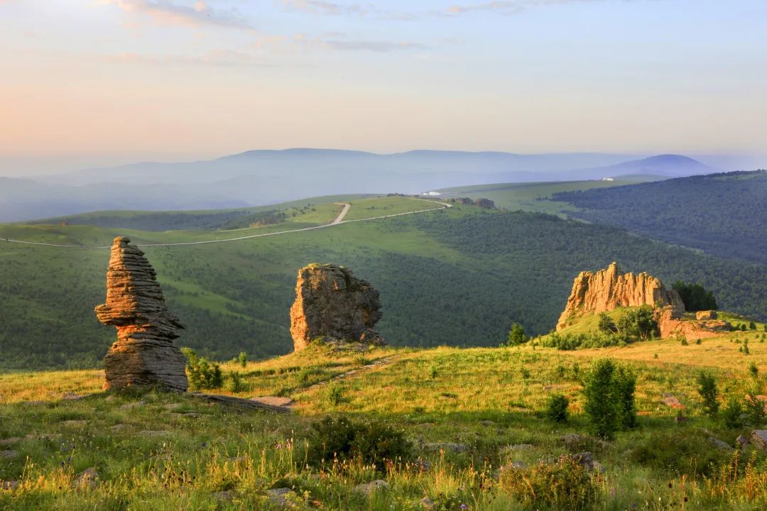Haven’t been to Inner Mongolia to see the spring, summer, autumn and winter