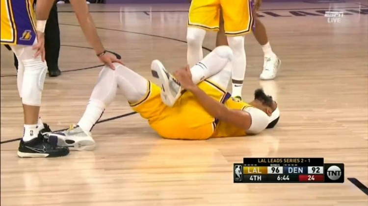 【影片】驚險！一眉哥跳投落地，踩到Millsap後腳跟崴腳，教練團表情嚴肅！-黑特籃球-NBA新聞影音圖片分享社區