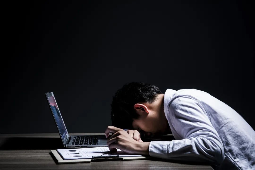 经常午睡的朋友们，总感觉越睡越累的要注意啦