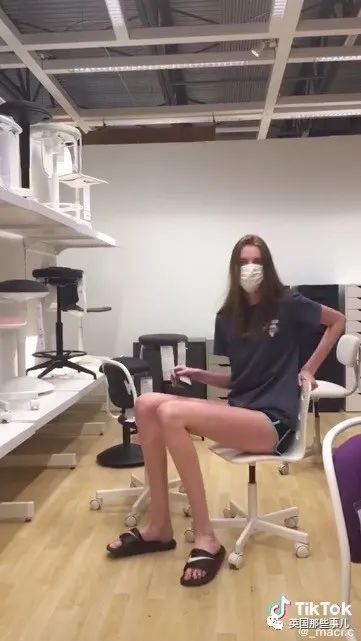 17岁女孩腿长1米35，又刷新了最长腿的世界纪录