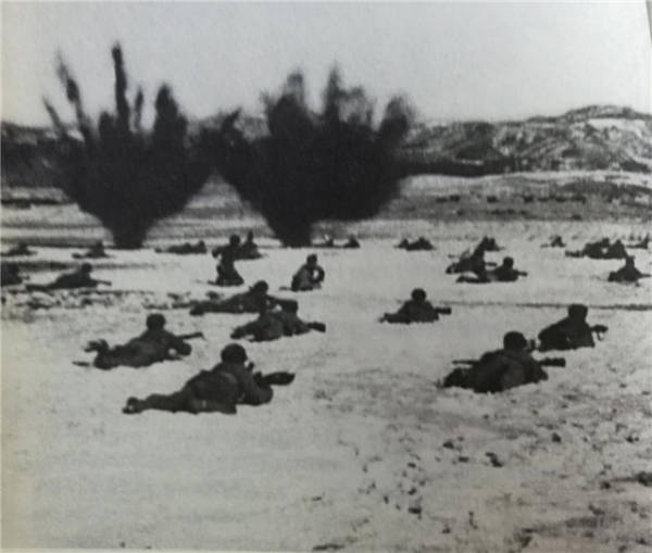 江紫辰：长津湖战役中，美军炮兵怎么就没了？