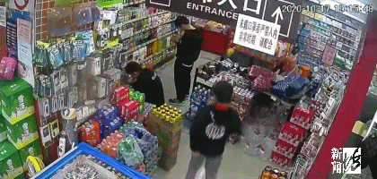 10岁男孩被锁超市库房一整夜 家长急疯！他却在吃吃喝喝跳舞排遣……网友：他干了我小时候一向想干的事