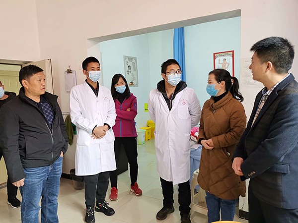 巧家县政协开展民族民间中医药传承与发展专题调研
