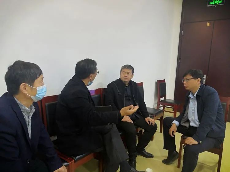 济南新材料产业园区召开在建项目工作调度会