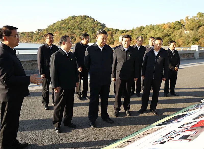 习近平在江苏考察：贯彻新发展理念构建新发展格局 推动经济社会高质量发展可持续发展