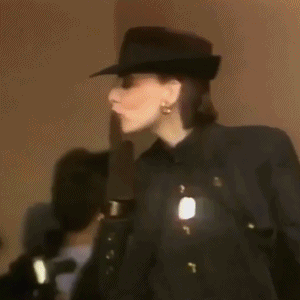 真·人间香奈儿！她的神颜足足红了37年，原来世上真有这种仙女啊