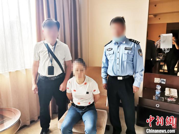 虚开发票逃税15亿 广州警方捣毁涉医药犯罪产业链