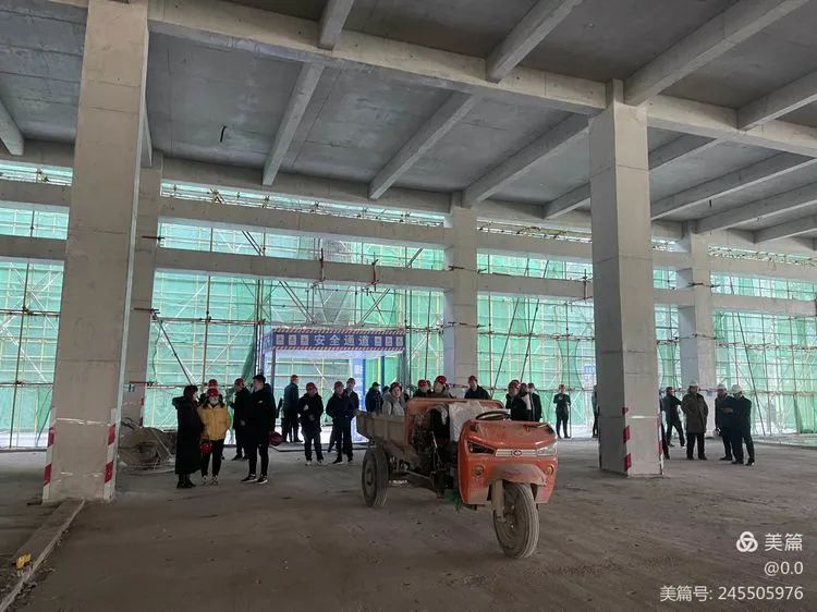 “只争朝夕 不负韶华 ” 山东科佳智能装备城项目封顶