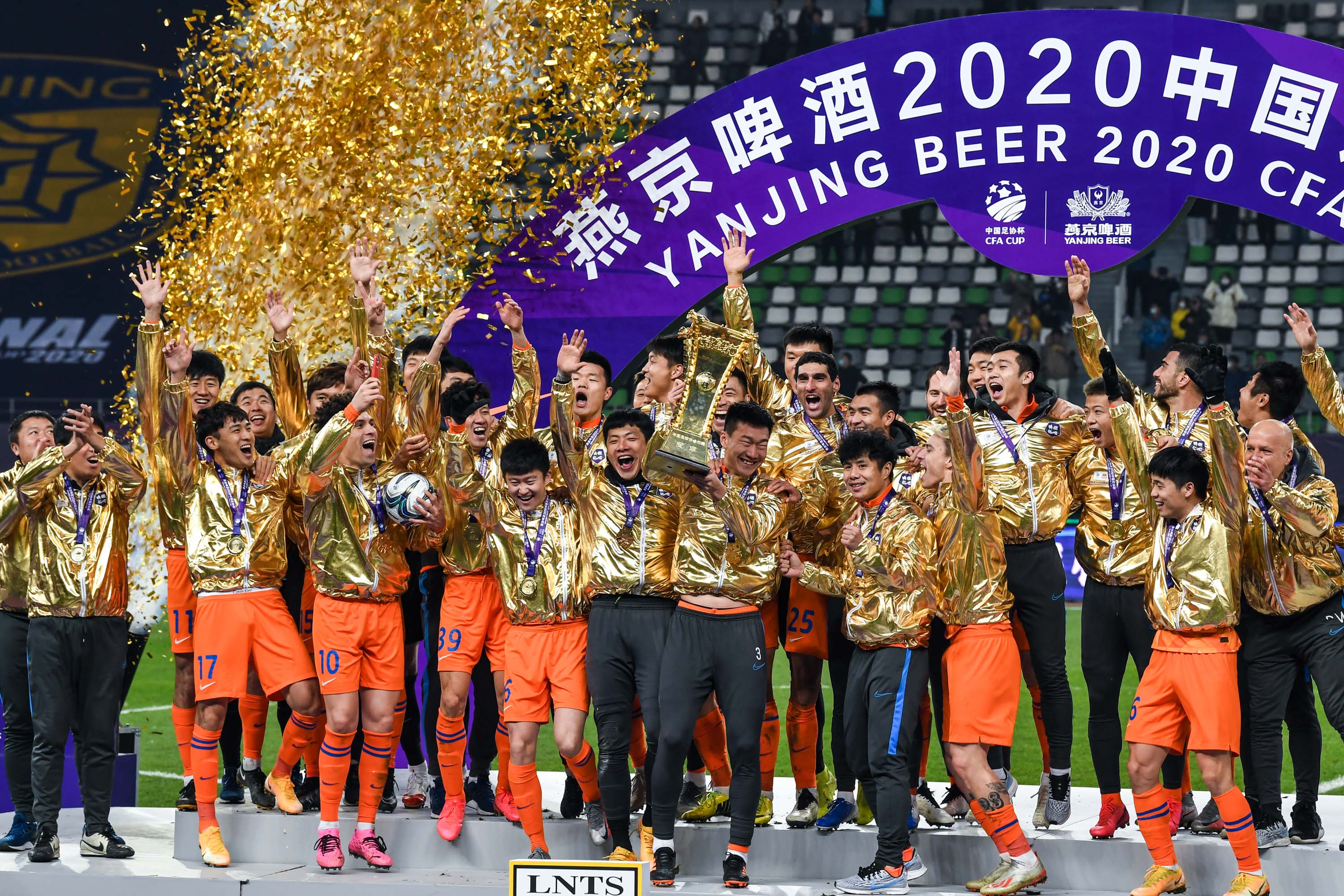 足协杯：全民足球，唤燃亿心