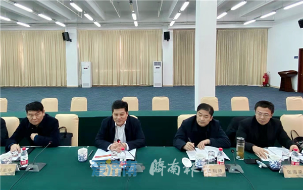 区委书记带队“敲门招商”成果丰硕，普洛斯、东方雨虹两大重点项目落户园区！