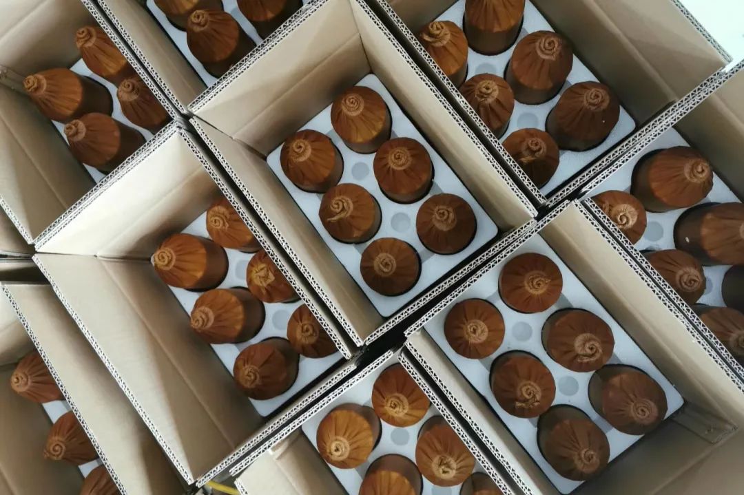 茅台镇姑娘的酒业创富：“茅台热”带火了酱香酒，90后夫妻一年卖了3000万元