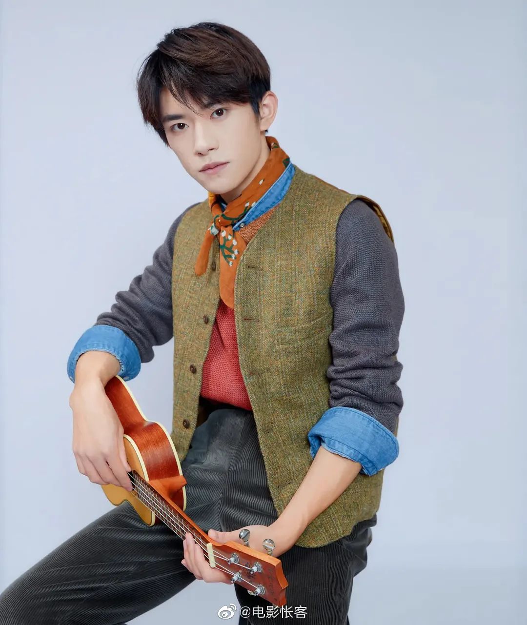 Practical Christmas modelling & takes a picture the guideline will find please