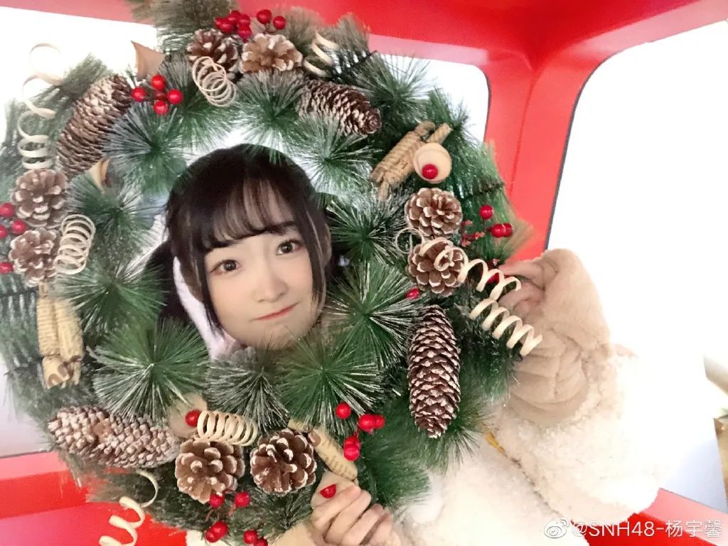 Practical Christmas modelling & takes a picture the guideline will find please