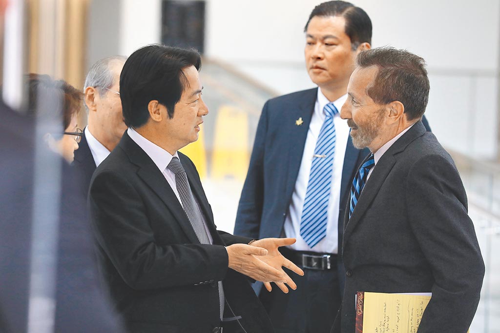 打破制度！ 賴清德警衛室主任升少將體測跑步改競走