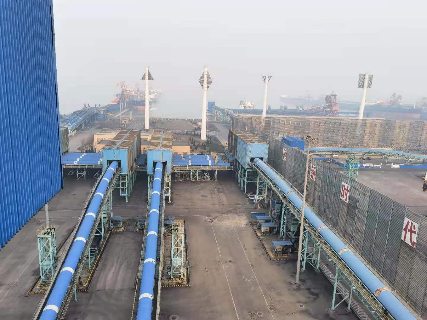 实地探访中国煤运第一大港：每小时运煤8000吨、年吞吐量超2亿吨