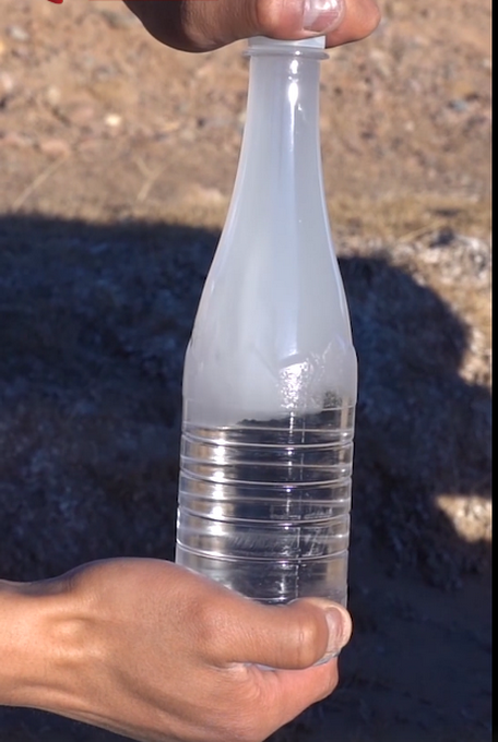 西藏官兵打开矿泉水瞬间结冰不是魔术是过冷现象