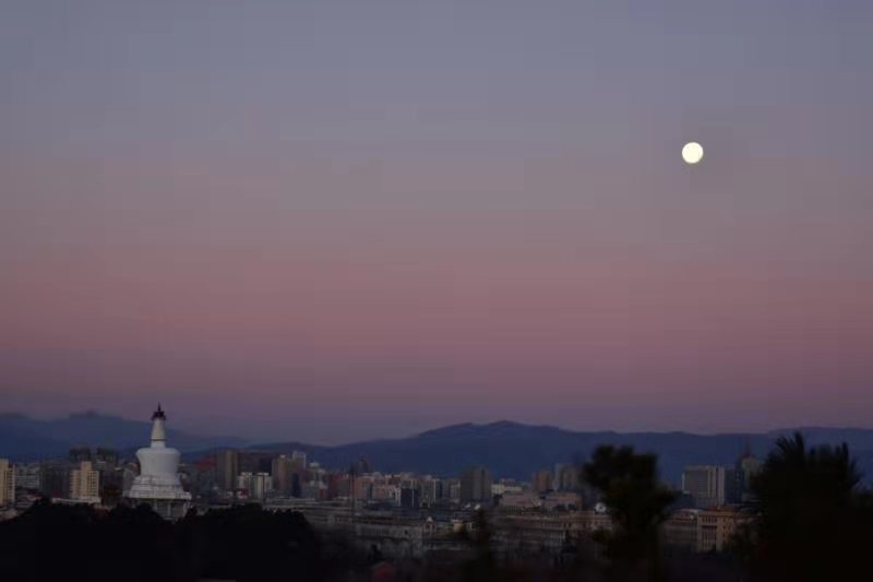 The last day of 2020, park of Beijing scene hill shows life Tonghui beautiful scenery