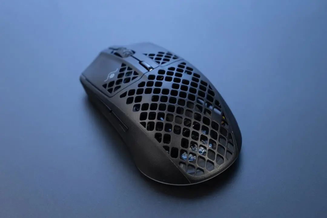 当下正流行,轻量化无线游戏鼠标代表作登场!赛睿Aerox 3 Wireless体验