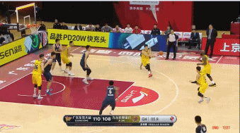 超神一击！多米尼克-琼斯极限三分打板压哨绝杀广东