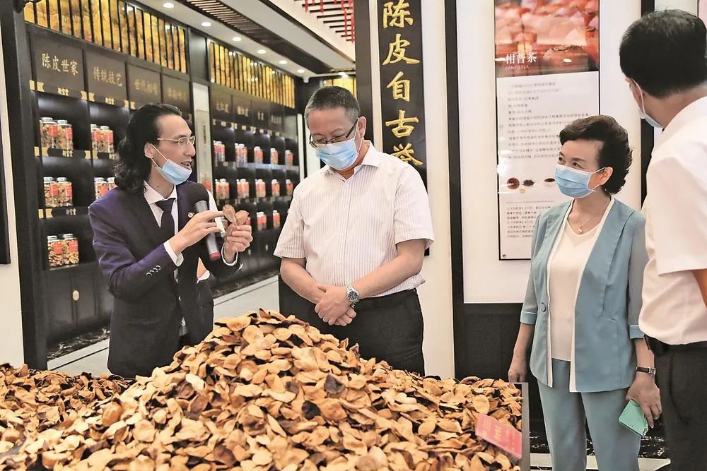 �蒜你狠��姜你軍��向錢蔥��豬堅挺�幾時休？