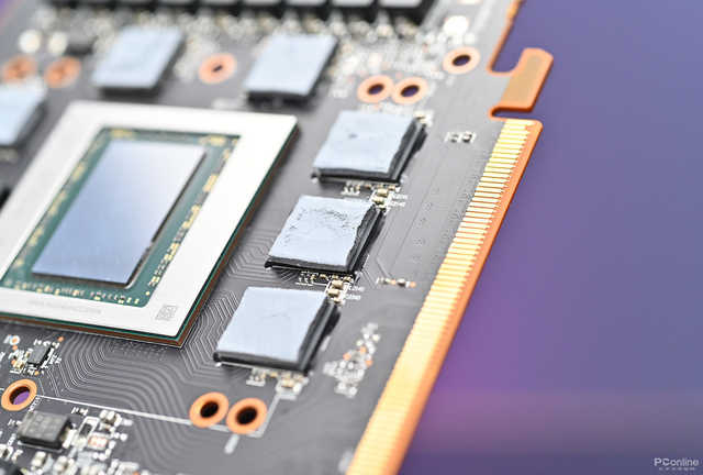 迪兰RX6800 XT 16G X战神评测：性能不俗，未来可期
