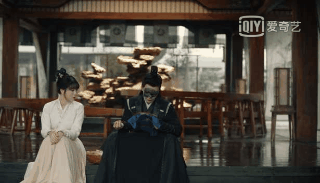 杨超越和侯明昊这对，我已经甜到说不出话来