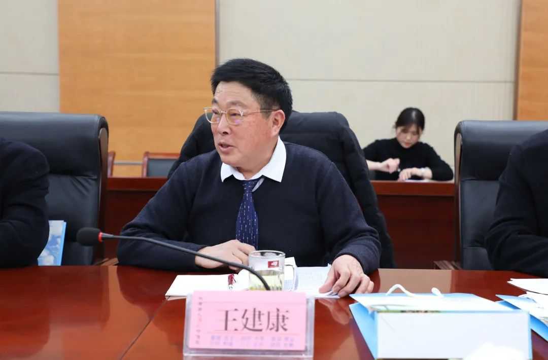 【两会看“检”】王建康代表：建议检察官多去基层一线普法