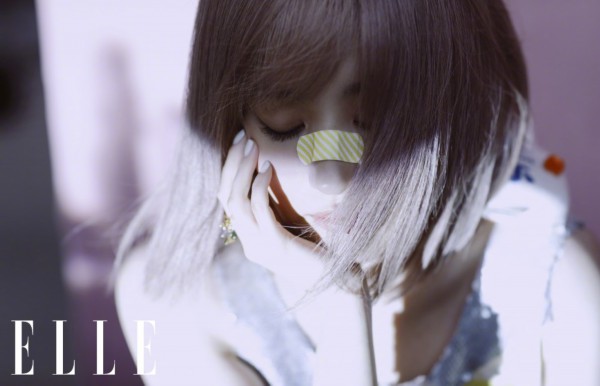 Liu Yifei tries 2 dimension first, powdery hair modelling becomes false boy, match pirate element valiant is nifty