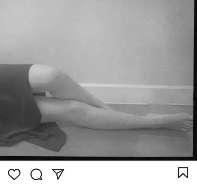 李嫣疑不满聚会照曝光，晒照回怼网友，被指个性十足像妈妈王菲