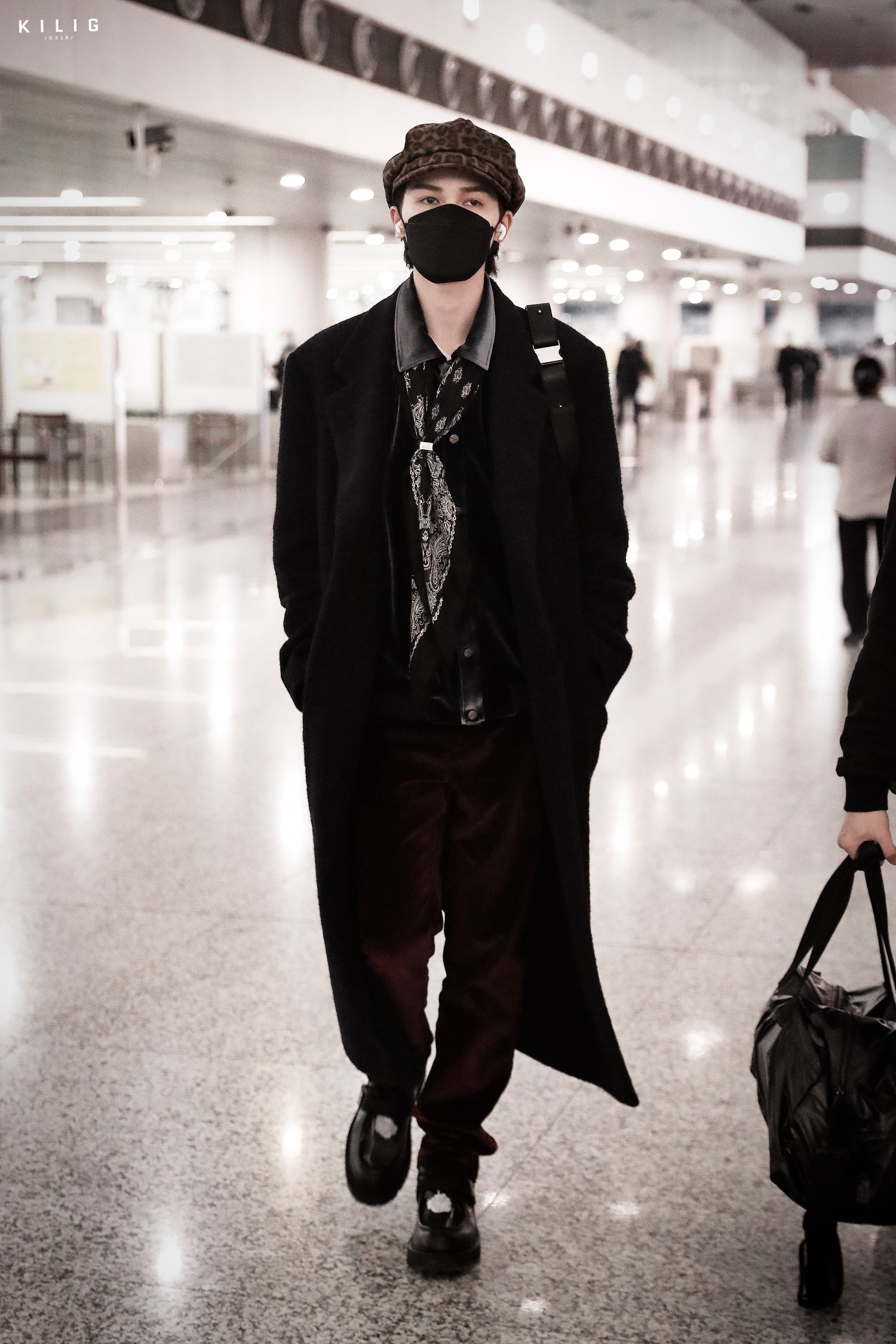 210207 Zhu Zhengting " youth of a poetic name of China is written down " kill young young prince formally late night safety arrives at Beijing yesterday