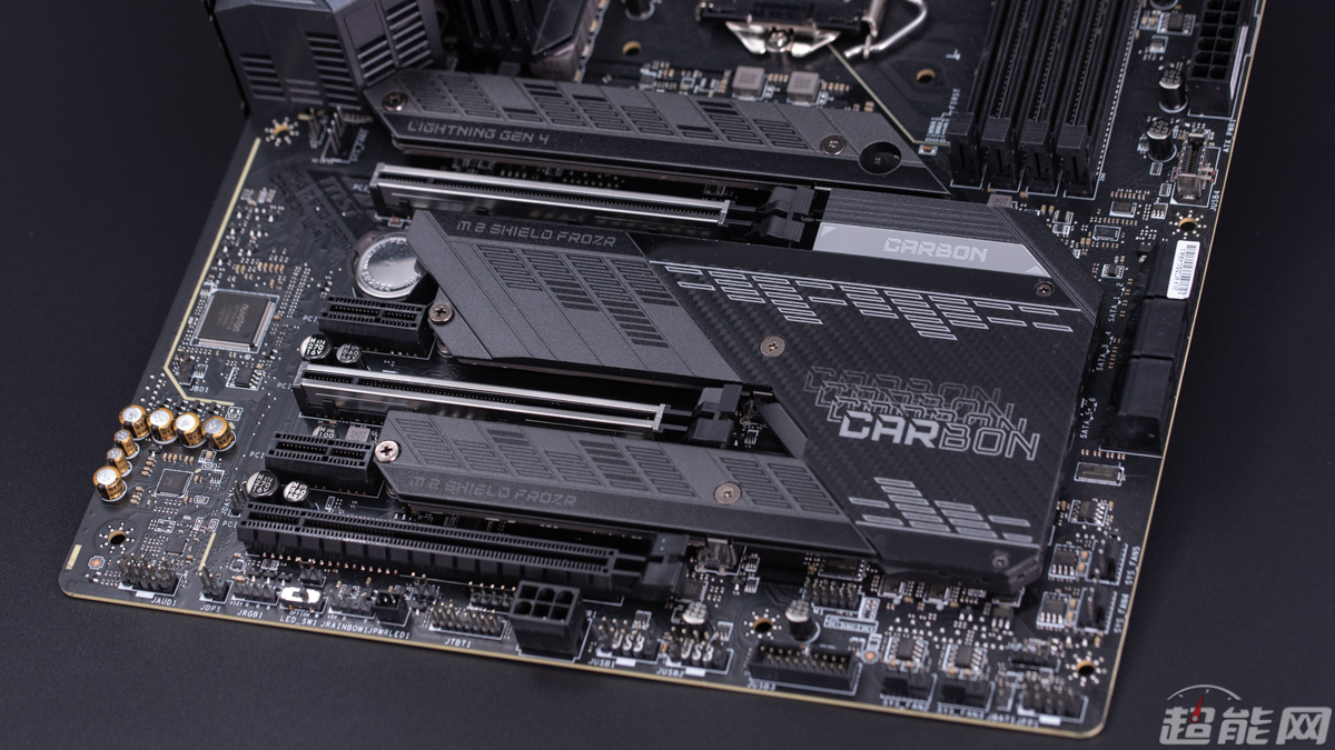 等待Rocket Lake的到来，微星MPG Z590 GAMING CARBON WiFi主板图赏