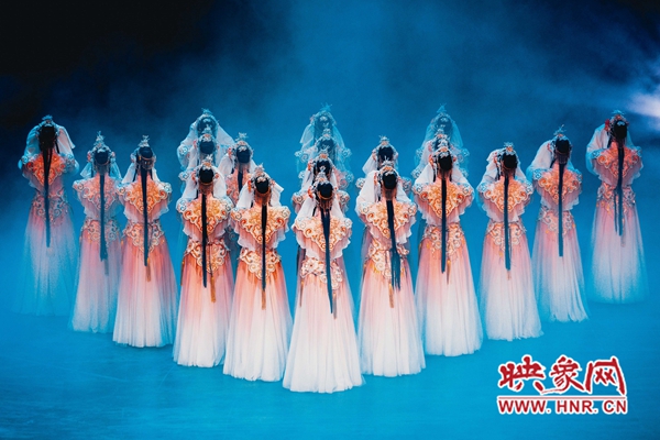 《穿越德化街》大年初一公益首演 让群众感受郑州的温暖和大爱