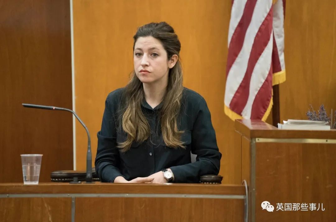 卡车司机女儿假装名媛骗过纽约无数名人富豪，出狱后，她还觉得自己很成功……