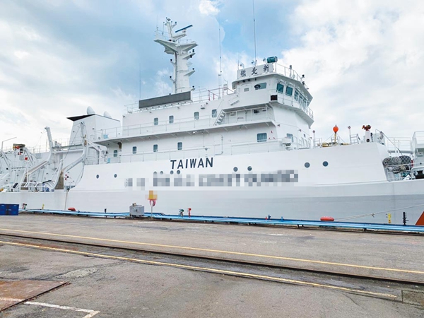 蔡英文指示台海巡艦艇塗裝TAIWAN台媒：多此一舉