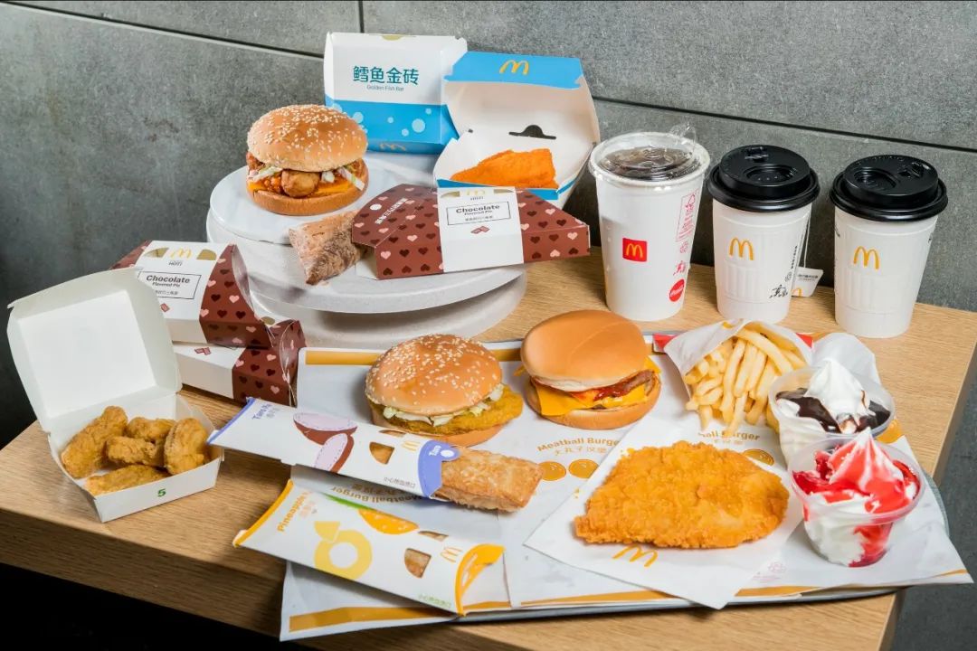 The ① after start working pauses, my choosing Mcdonald's matchs along with the heart " 1+1 "