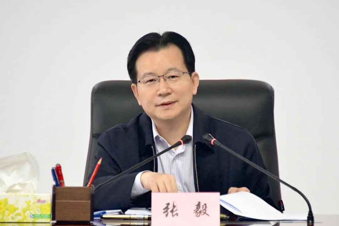 省检察院召开党组会传达学习习近平总书记在全国脱贫攻坚总结表彰大会上的重要讲话精神