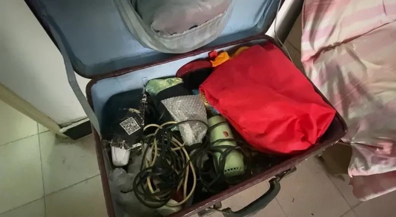 杭州81歲神仙奶奶火了！這門2塊錢的生意，30年不漲價