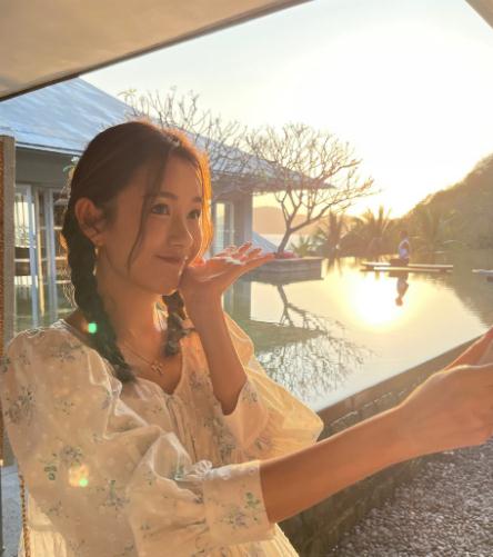 张子萱晒美照，喊话陈赫：就永远这样爱下去吧，却被吐槽脸又变了